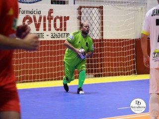 
<a style='margin-left: 5px;' class='btn btn-xs btn-social btn-facebook' href='https://www.facebook.com/sharer/sharer.php?u=https://www.boladovale.com.br/imgs/800-800-90/conteudo/fotos/1947/img4196.jpg' rel='popup' data-width='500' data-height='400'><i class='fa fa-facebook'></i>Compartilhar <span class='hidden-xs'>no Facebook</span>
</a> 
<a class='btn btn-default btn-xs' target='_blank' href='imgs/800-800-90/conteudo/fotos/1947/img4196.jpg'>
<span class='glyphicon glyphicon-cloud-download'></span> Salvar
</a> 
<span></span>