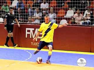 
<a style='margin-left: 5px;' class='btn btn-xs btn-social btn-facebook' href='https://www.facebook.com/sharer/sharer.php?u=https://www.boladovale.com.br/imgs/800-800-90/conteudo/fotos/1948/img4288.jpg' rel='popup' data-width='500' data-height='400'><i class='fa fa-facebook'></i>Compartilhar <span class='hidden-xs'>no Facebook</span>
</a> 
<a class='btn btn-default btn-xs' target='_blank' href='imgs/800-800-90/conteudo/fotos/1948/img4288.jpg'>
<span class='glyphicon glyphicon-cloud-download'></span> Salvar
</a> 
<span></span>