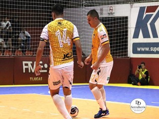 
<a style='margin-left: 5px;' class='btn btn-xs btn-social btn-facebook' href='https://www.facebook.com/sharer/sharer.php?u=https://www.boladovale.com.br/imgs/800-800-90/conteudo/fotos/1950/img4485.jpg' rel='popup' data-width='500' data-height='400'><i class='fa fa-facebook'></i>Compartilhar <span class='hidden-xs'>no Facebook</span>
</a> 
<a class='btn btn-default btn-xs' target='_blank' href='imgs/800-800-90/conteudo/fotos/1950/img4485.jpg'>
<span class='glyphicon glyphicon-cloud-download'></span> Salvar
</a> 
<span></span>