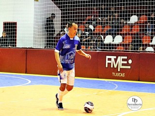 
<a style='margin-left: 5px;' class='btn btn-xs btn-social btn-facebook' href='https://www.facebook.com/sharer/sharer.php?u=https://www.boladovale.com.br/imgs/800-800-90/conteudo/fotos/1951/img4531.jpg' rel='popup' data-width='500' data-height='400'><i class='fa fa-facebook'></i>Compartilhar <span class='hidden-xs'>no Facebook</span>
</a> 
<a class='btn btn-default btn-xs' target='_blank' href='imgs/800-800-90/conteudo/fotos/1951/img4531.jpg'>
<span class='glyphicon glyphicon-cloud-download'></span> Salvar
</a> 
<span></span>