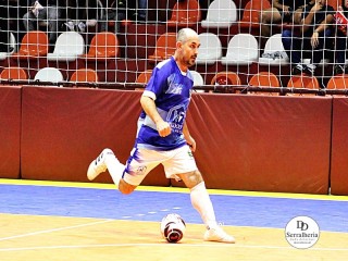 
<a style='margin-left: 5px;' class='btn btn-xs btn-social btn-facebook' href='https://www.facebook.com/sharer/sharer.php?u=https://www.boladovale.com.br/imgs/800-800-90/conteudo/fotos/1951/img4535.jpg' rel='popup' data-width='500' data-height='400'><i class='fa fa-facebook'></i>Compartilhar <span class='hidden-xs'>no Facebook</span>
</a> 
<a class='btn btn-default btn-xs' target='_blank' href='imgs/800-800-90/conteudo/fotos/1951/img4535.jpg'>
<span class='glyphicon glyphicon-cloud-download'></span> Salvar
</a> 
<span></span>
