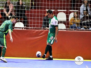 
<a style='margin-left: 5px;' class='btn btn-xs btn-social btn-facebook' href='https://www.facebook.com/sharer/sharer.php?u=https://www.boladovale.com.br/imgs/800-800-90/conteudo/fotos/1953/img4693.jpg' rel='popup' data-width='500' data-height='400'><i class='fa fa-facebook'></i>Compartilhar <span class='hidden-xs'>no Facebook</span>
</a> 
<a class='btn btn-default btn-xs' target='_blank' href='imgs/800-800-90/conteudo/fotos/1953/img4693.jpg'>
<span class='glyphicon glyphicon-cloud-download'></span> Salvar
</a> 
<span></span>