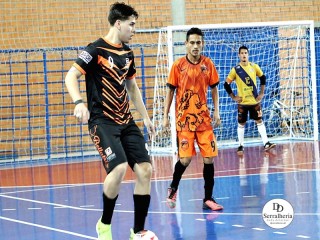 
<a style='margin-left: 5px;' class='btn btn-xs btn-social btn-facebook' href='https://www.facebook.com/sharer/sharer.php?u=https://www.boladovale.com.br/imgs/800-800-90/conteudo/fotos/1954/img4836.jpg' rel='popup' data-width='500' data-height='400'><i class='fa fa-facebook'></i>Compartilhar <span class='hidden-xs'>no Facebook</span>
</a> 
<a class='btn btn-default btn-xs' target='_blank' href='imgs/800-800-90/conteudo/fotos/1954/img4836.jpg'>
<span class='glyphicon glyphicon-cloud-download'></span> Salvar
</a> 
<span></span>
