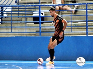
<a style='margin-left: 5px;' class='btn btn-xs btn-social btn-facebook' href='https://www.facebook.com/sharer/sharer.php?u=https://www.boladovale.com.br/imgs/800-800-90/conteudo/fotos/1954/img4838.jpg' rel='popup' data-width='500' data-height='400'><i class='fa fa-facebook'></i>Compartilhar <span class='hidden-xs'>no Facebook</span>
</a> 
<a class='btn btn-default btn-xs' target='_blank' href='imgs/800-800-90/conteudo/fotos/1954/img4838.jpg'>
<span class='glyphicon glyphicon-cloud-download'></span> Salvar
</a> 
<span></span>