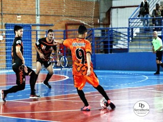 
<a style='margin-left: 5px;' class='btn btn-xs btn-social btn-facebook' href='https://www.facebook.com/sharer/sharer.php?u=https://www.boladovale.com.br/imgs/800-800-90/conteudo/fotos/1954/img4909.jpg' rel='popup' data-width='500' data-height='400'><i class='fa fa-facebook'></i>Compartilhar <span class='hidden-xs'>no Facebook</span>
</a> 
<a class='btn btn-default btn-xs' target='_blank' href='imgs/800-800-90/conteudo/fotos/1954/img4909.jpg'>
<span class='glyphicon glyphicon-cloud-download'></span> Salvar
</a> 
<span></span>