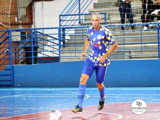 
<a style='margin-left: 5px;' class='btn btn-xs btn-social btn-facebook' href='https://www.facebook.com/sharer/sharer.php?u=https://www.boladovale.com.br/imgs/800-800-90/conteudo/fotos/1955/img4986.jpg' rel='popup' data-width='500' data-height='400'><i class='fa fa-facebook'></i>Compartilhar <span class='hidden-xs'>no Facebook</span>
</a> 
<a class='btn btn-default btn-xs' target='_blank' href='imgs/800-800-90/conteudo/fotos/1955/img4986.jpg'>
<span class='glyphicon glyphicon-cloud-download'></span> Salvar
</a> 
<span></span>