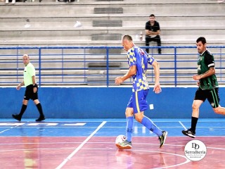 
<a style='margin-left: 5px;' class='btn btn-xs btn-social btn-facebook' href='https://www.facebook.com/sharer/sharer.php?u=https://www.boladovale.com.br/imgs/800-800-90/conteudo/fotos/1955/img5040.jpg' rel='popup' data-width='500' data-height='400'><i class='fa fa-facebook'></i>Compartilhar <span class='hidden-xs'>no Facebook</span>
</a> 
<a class='btn btn-default btn-xs' target='_blank' href='imgs/800-800-90/conteudo/fotos/1955/img5040.jpg'>
<span class='glyphicon glyphicon-cloud-download'></span> Salvar
</a> 
<span></span>