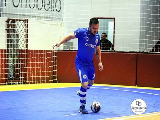 
<a style='margin-left: 5px;' class='btn btn-xs btn-social btn-facebook' href='https://www.facebook.com/sharer/sharer.php?u=https://www.boladovale.com.br/imgs/800-800-90/conteudo/fotos/1957/img6199.jpg' rel='popup' data-width='500' data-height='400'><i class='fa fa-facebook'></i>Compartilhar <span class='hidden-xs'>no Facebook</span>
</a> 
<a class='btn btn-default btn-xs' target='_blank' href='imgs/800-800-90/conteudo/fotos/1957/img6199.jpg'>
<span class='glyphicon glyphicon-cloud-download'></span> Salvar
</a> 
<span></span>