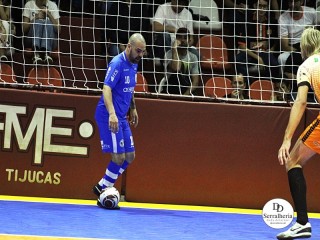 
<a style='margin-left: 5px;' class='btn btn-xs btn-social btn-facebook' href='https://www.facebook.com/sharer/sharer.php?u=https://www.boladovale.com.br/imgs/800-800-90/conteudo/fotos/1957/img6204.jpg' rel='popup' data-width='500' data-height='400'><i class='fa fa-facebook'></i>Compartilhar <span class='hidden-xs'>no Facebook</span>
</a> 
<a class='btn btn-default btn-xs' target='_blank' href='imgs/800-800-90/conteudo/fotos/1957/img6204.jpg'>
<span class='glyphicon glyphicon-cloud-download'></span> Salvar
</a> 
<span></span>