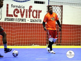 
<a style='margin-left: 5px;' class='btn btn-xs btn-social btn-facebook' href='https://www.facebook.com/sharer/sharer.php?u=https://www.boladovale.com.br/imgs/800-800-90/conteudo/fotos/1958/img6253.jpg' rel='popup' data-width='500' data-height='400'><i class='fa fa-facebook'></i>Compartilhar <span class='hidden-xs'>no Facebook</span>
</a> 
<a class='btn btn-default btn-xs' target='_blank' href='imgs/800-800-90/conteudo/fotos/1958/img6253.jpg'>
<span class='glyphicon glyphicon-cloud-download'></span> Salvar
</a> 
<span></span>