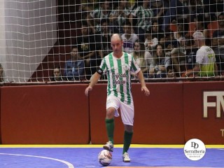 
<a style='margin-left: 5px;' class='btn btn-xs btn-social btn-facebook' href='https://www.facebook.com/sharer/sharer.php?u=https://www.boladovale.com.br/imgs/800-800-90/conteudo/fotos/1959/img5327.jpg' rel='popup' data-width='500' data-height='400'><i class='fa fa-facebook'></i>Compartilhar <span class='hidden-xs'>no Facebook</span>
</a> 
<a class='btn btn-default btn-xs' target='_blank' href='imgs/800-800-90/conteudo/fotos/1959/img5327.jpg'>
<span class='glyphicon glyphicon-cloud-download'></span> Salvar
</a> 
<span></span>