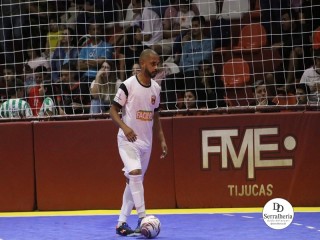 
<a style='margin-left: 5px;' class='btn btn-xs btn-social btn-facebook' href='https://www.facebook.com/sharer/sharer.php?u=https://www.boladovale.com.br/imgs/800-800-90/conteudo/fotos/1960/img5352.jpg' rel='popup' data-width='500' data-height='400'><i class='fa fa-facebook'></i>Compartilhar <span class='hidden-xs'>no Facebook</span>
</a> 
<a class='btn btn-default btn-xs' target='_blank' href='imgs/800-800-90/conteudo/fotos/1960/img5352.jpg'>
<span class='glyphicon glyphicon-cloud-download'></span> Salvar
</a> 
<span></span>