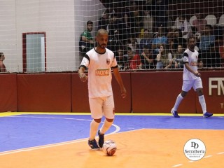 
<a style='margin-left: 5px;' class='btn btn-xs btn-social btn-facebook' href='https://www.facebook.com/sharer/sharer.php?u=https://www.boladovale.com.br/imgs/800-800-90/conteudo/fotos/1960/img5358.jpg' rel='popup' data-width='500' data-height='400'><i class='fa fa-facebook'></i>Compartilhar <span class='hidden-xs'>no Facebook</span>
</a> 
<a class='btn btn-default btn-xs' target='_blank' href='imgs/800-800-90/conteudo/fotos/1960/img5358.jpg'>
<span class='glyphicon glyphicon-cloud-download'></span> Salvar
</a> 
<span></span>