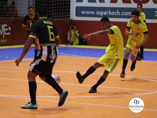 
<a style='margin-left: 5px;' class='btn btn-xs btn-social btn-facebook' href='https://www.facebook.com/sharer/sharer.php?u=https://www.boladovale.com.br/imgs/800-800-90/conteudo/fotos/1961/img5538.jpg' rel='popup' data-width='500' data-height='400'><i class='fa fa-facebook'></i>Compartilhar <span class='hidden-xs'>no Facebook</span>
</a> 
<a class='btn btn-default btn-xs' target='_blank' href='imgs/800-800-90/conteudo/fotos/1961/img5538.jpg'>
<span class='glyphicon glyphicon-cloud-download'></span> Salvar
</a> 
<span></span>