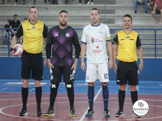 
<a style='margin-left: 5px;' class='btn btn-xs btn-social btn-facebook' href='https://www.facebook.com/sharer/sharer.php?u=https://www.boladovale.com.br/imgs/800-800-90/conteudo/fotos/1964/img6301.jpg' rel='popup' data-width='500' data-height='400'><i class='fa fa-facebook'></i>Compartilhar <span class='hidden-xs'>no Facebook</span>
</a> 
<a class='btn btn-default btn-xs' target='_blank' href='imgs/800-800-90/conteudo/fotos/1964/img6301.jpg'>
<span class='glyphicon glyphicon-cloud-download'></span> Salvar
</a> 
<span></span>