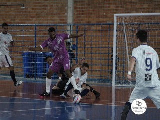 
<a style='margin-left: 5px;' class='btn btn-xs btn-social btn-facebook' href='https://www.facebook.com/sharer/sharer.php?u=https://www.boladovale.com.br/imgs/800-800-90/conteudo/fotos/1964/img6331.jpg' rel='popup' data-width='500' data-height='400'><i class='fa fa-facebook'></i>Compartilhar <span class='hidden-xs'>no Facebook</span>
</a> 
<a class='btn btn-default btn-xs' target='_blank' href='imgs/800-800-90/conteudo/fotos/1964/img6331.jpg'>
<span class='glyphicon glyphicon-cloud-download'></span> Salvar
</a> 
<span></span>
