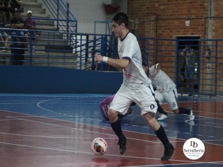
<a style='margin-left: 5px;' class='btn btn-xs btn-social btn-facebook' href='https://www.facebook.com/sharer/sharer.php?u=https://www.boladovale.com.br/imgs/800-800-90/conteudo/fotos/1964/img6372.jpg' rel='popup' data-width='500' data-height='400'><i class='fa fa-facebook'></i>Compartilhar <span class='hidden-xs'>no Facebook</span>
</a> 
<a class='btn btn-default btn-xs' target='_blank' href='imgs/800-800-90/conteudo/fotos/1964/img6372.jpg'>
<span class='glyphicon glyphicon-cloud-download'></span> Salvar
</a> 
<span></span>