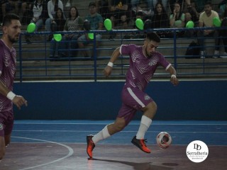 
<a style='margin-left: 5px;' class='btn btn-xs btn-social btn-facebook' href='https://www.facebook.com/sharer/sharer.php?u=https://www.boladovale.com.br/imgs/800-800-90/conteudo/fotos/1964/img6383.jpg' rel='popup' data-width='500' data-height='400'><i class='fa fa-facebook'></i>Compartilhar <span class='hidden-xs'>no Facebook</span>
</a> 
<a class='btn btn-default btn-xs' target='_blank' href='imgs/800-800-90/conteudo/fotos/1964/img6383.jpg'>
<span class='glyphicon glyphicon-cloud-download'></span> Salvar
</a> 
<span></span>