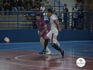 
<a style='margin-left: 5px;' class='btn btn-xs btn-social btn-facebook' href='https://www.facebook.com/sharer/sharer.php?u=https://www.boladovale.com.br/imgs/800-800-90/conteudo/fotos/1964/img6401.jpg' rel='popup' data-width='500' data-height='400'><i class='fa fa-facebook'></i>Compartilhar <span class='hidden-xs'>no Facebook</span>
</a> 
<a class='btn btn-default btn-xs' target='_blank' href='imgs/800-800-90/conteudo/fotos/1964/img6401.jpg'>
<span class='glyphicon glyphicon-cloud-download'></span> Salvar
</a> 
<span></span>