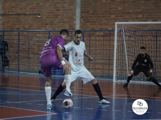 
<a style='margin-left: 5px;' class='btn btn-xs btn-social btn-facebook' href='https://www.facebook.com/sharer/sharer.php?u=https://www.boladovale.com.br/imgs/800-800-90/conteudo/fotos/1964/img6404.jpg' rel='popup' data-width='500' data-height='400'><i class='fa fa-facebook'></i>Compartilhar <span class='hidden-xs'>no Facebook</span>
</a> 
<a class='btn btn-default btn-xs' target='_blank' href='imgs/800-800-90/conteudo/fotos/1964/img6404.jpg'>
<span class='glyphicon glyphicon-cloud-download'></span> Salvar
</a> 
<span></span>