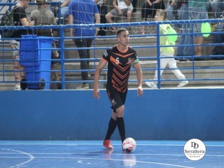 
<a style='margin-left: 5px;' class='btn btn-xs btn-social btn-facebook' href='https://www.facebook.com/sharer/sharer.php?u=https://www.boladovale.com.br/imgs/800-800-90/conteudo/fotos/1965/img6588.jpg' rel='popup' data-width='500' data-height='400'><i class='fa fa-facebook'></i>Compartilhar <span class='hidden-xs'>no Facebook</span>
</a> 
<a class='btn btn-default btn-xs' target='_blank' href='imgs/800-800-90/conteudo/fotos/1965/img6588.jpg'>
<span class='glyphicon glyphicon-cloud-download'></span> Salvar
</a> 
<span></span>