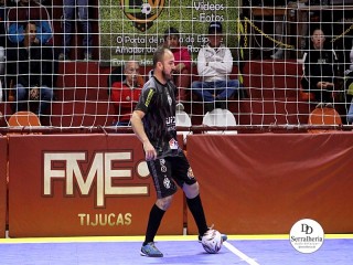 
<a style='margin-left: 5px;' class='btn btn-xs btn-social btn-facebook' href='https://www.facebook.com/sharer/sharer.php?u=https://www.boladovale.com.br/imgs/800-800-90/conteudo/fotos/1967/img6057.jpg' rel='popup' data-width='500' data-height='400'><i class='fa fa-facebook'></i>Compartilhar <span class='hidden-xs'>no Facebook</span>
</a> 
<a class='btn btn-default btn-xs' target='_blank' href='imgs/800-800-90/conteudo/fotos/1967/img6057.jpg'>
<span class='glyphicon glyphicon-cloud-download'></span> Salvar
</a> 
<span></span>