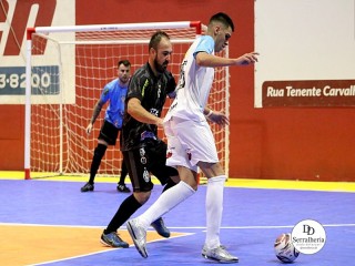
<a style='margin-left: 5px;' class='btn btn-xs btn-social btn-facebook' href='https://www.facebook.com/sharer/sharer.php?u=https://www.boladovale.com.br/imgs/800-800-90/conteudo/fotos/1967/img6129.jpg' rel='popup' data-width='500' data-height='400'><i class='fa fa-facebook'></i>Compartilhar <span class='hidden-xs'>no Facebook</span>
</a> 
<a class='btn btn-default btn-xs' target='_blank' href='imgs/800-800-90/conteudo/fotos/1967/img6129.jpg'>
<span class='glyphicon glyphicon-cloud-download'></span> Salvar
</a> 
<span></span>