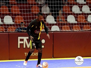 
<a style='margin-left: 5px;' class='btn btn-xs btn-social btn-facebook' href='https://www.facebook.com/sharer/sharer.php?u=https://www.boladovale.com.br/imgs/800-800-90/conteudo/fotos/1968/img6298.jpg' rel='popup' data-width='500' data-height='400'><i class='fa fa-facebook'></i>Compartilhar <span class='hidden-xs'>no Facebook</span>
</a> 
<a class='btn btn-default btn-xs' target='_blank' href='imgs/800-800-90/conteudo/fotos/1968/img6298.jpg'>
<span class='glyphicon glyphicon-cloud-download'></span> Salvar
</a> 
<span></span>