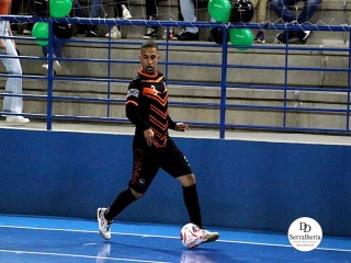 
<a style='margin-left: 5px;' class='btn btn-xs btn-social btn-facebook' href='https://www.facebook.com/sharer/sharer.php?u=https://www.boladovale.com.br/imgs/800-800-90/conteudo/fotos/1969/img6356.jpg' rel='popup' data-width='500' data-height='400'><i class='fa fa-facebook'></i>Compartilhar <span class='hidden-xs'>no Facebook</span>
</a> 
<a class='btn btn-default btn-xs' target='_blank' href='imgs/800-800-90/conteudo/fotos/1969/img6356.jpg'>
<span class='glyphicon glyphicon-cloud-download'></span> Salvar
</a> 
<span></span>