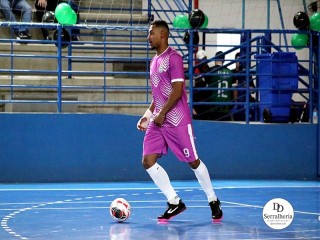
<a style='margin-left: 5px;' class='btn btn-xs btn-social btn-facebook' href='https://www.facebook.com/sharer/sharer.php?u=https://www.boladovale.com.br/imgs/800-800-90/conteudo/fotos/1969/img6488.jpg' rel='popup' data-width='500' data-height='400'><i class='fa fa-facebook'></i>Compartilhar <span class='hidden-xs'>no Facebook</span>
</a> 
<a class='btn btn-default btn-xs' target='_blank' href='imgs/800-800-90/conteudo/fotos/1969/img6488.jpg'>
<span class='glyphicon glyphicon-cloud-download'></span> Salvar
</a> 
<span></span>