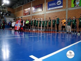 
<a style='margin-left: 5px;' class='btn btn-xs btn-social btn-facebook' href='https://www.facebook.com/sharer/sharer.php?u=https://www.boladovale.com.br/imgs/800-800-90/conteudo/fotos/1970/img6533.jpg' rel='popup' data-width='500' data-height='400'><i class='fa fa-facebook'></i>Compartilhar <span class='hidden-xs'>no Facebook</span>
</a> 
<a class='btn btn-default btn-xs' target='_blank' href='imgs/800-800-90/conteudo/fotos/1970/img6533.jpg'>
<span class='glyphicon glyphicon-cloud-download'></span> Salvar
</a> 
<span></span>