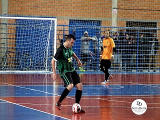 
<a style='margin-left: 5px;' class='btn btn-xs btn-social btn-facebook' href='https://www.facebook.com/sharer/sharer.php?u=https://www.boladovale.com.br/imgs/800-800-90/conteudo/fotos/1970/img6680.jpg' rel='popup' data-width='500' data-height='400'><i class='fa fa-facebook'></i>Compartilhar <span class='hidden-xs'>no Facebook</span>
</a> 
<a class='btn btn-default btn-xs' target='_blank' href='imgs/800-800-90/conteudo/fotos/1970/img6680.jpg'>
<span class='glyphicon glyphicon-cloud-download'></span> Salvar
</a> 
<span></span>