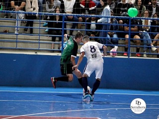 
<a style='margin-left: 5px;' class='btn btn-xs btn-social btn-facebook' href='https://www.facebook.com/sharer/sharer.php?u=https://www.boladovale.com.br/imgs/800-800-90/conteudo/fotos/1970/img6706.jpg' rel='popup' data-width='500' data-height='400'><i class='fa fa-facebook'></i>Compartilhar <span class='hidden-xs'>no Facebook</span>
</a> 
<a class='btn btn-default btn-xs' target='_blank' href='imgs/800-800-90/conteudo/fotos/1970/img6706.jpg'>
<span class='glyphicon glyphicon-cloud-download'></span> Salvar
</a> 
<span></span>
