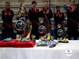 
<a style='margin-left: 5px;' class='btn btn-xs btn-social btn-facebook' href='https://www.facebook.com/sharer/sharer.php?u=https://www.boladovale.com.br/imgs/800-800-90/conteudo/fotos/1971/img6723.jpg' rel='popup' data-width='500' data-height='400'><i class='fa fa-facebook'></i>Compartilhar <span class='hidden-xs'>no Facebook</span>
</a> 
<a class='btn btn-default btn-xs' target='_blank' href='imgs/800-800-90/conteudo/fotos/1971/img6723.jpg'>
<span class='glyphicon glyphicon-cloud-download'></span> Salvar
</a> 
<span></span>