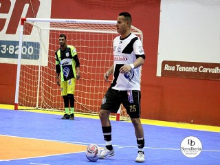 
<a style='margin-left: 5px;' class='btn btn-xs btn-social btn-facebook' href='https://www.facebook.com/sharer/sharer.php?u=https://www.boladovale.com.br/imgs/800-800-90/conteudo/fotos/1972/img6723.jpg' rel='popup' data-width='500' data-height='400'><i class='fa fa-facebook'></i>Compartilhar <span class='hidden-xs'>no Facebook</span>
</a> 
<a class='btn btn-default btn-xs' target='_blank' href='imgs/800-800-90/conteudo/fotos/1972/img6723.jpg'>
<span class='glyphicon glyphicon-cloud-download'></span> Salvar
</a> 
<span></span>