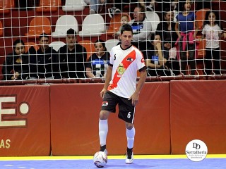 
<a style='margin-left: 5px;' class='btn btn-xs btn-social btn-facebook' href='https://www.facebook.com/sharer/sharer.php?u=https://www.boladovale.com.br/imgs/800-800-90/conteudo/fotos/1974/img6913.jpg' rel='popup' data-width='500' data-height='400'><i class='fa fa-facebook'></i>Compartilhar <span class='hidden-xs'>no Facebook</span>
</a> 
<a class='btn btn-default btn-xs' target='_blank' href='imgs/800-800-90/conteudo/fotos/1974/img6913.jpg'>
<span class='glyphicon glyphicon-cloud-download'></span> Salvar
</a> 
<span></span>