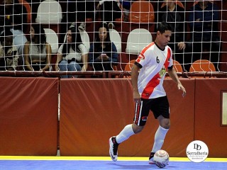 
<a style='margin-left: 5px;' class='btn btn-xs btn-social btn-facebook' href='https://www.facebook.com/sharer/sharer.php?u=https://www.boladovale.com.br/imgs/800-800-90/conteudo/fotos/1974/img6932.jpg' rel='popup' data-width='500' data-height='400'><i class='fa fa-facebook'></i>Compartilhar <span class='hidden-xs'>no Facebook</span>
</a> 
<a class='btn btn-default btn-xs' target='_blank' href='imgs/800-800-90/conteudo/fotos/1974/img6932.jpg'>
<span class='glyphicon glyphicon-cloud-download'></span> Salvar
</a> 
<span></span>