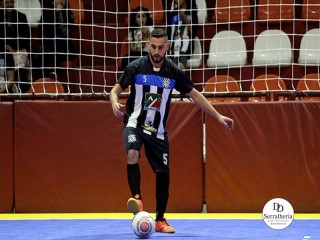 
<a style='margin-left: 5px;' class='btn btn-xs btn-social btn-facebook' href='https://www.facebook.com/sharer/sharer.php?u=https://www.boladovale.com.br/imgs/800-800-90/conteudo/fotos/1974/img7017.jpg' rel='popup' data-width='500' data-height='400'><i class='fa fa-facebook'></i>Compartilhar <span class='hidden-xs'>no Facebook</span>
</a> 
<a class='btn btn-default btn-xs' target='_blank' href='imgs/800-800-90/conteudo/fotos/1974/img7017.jpg'>
<span class='glyphicon glyphicon-cloud-download'></span> Salvar
</a> 
<span></span>