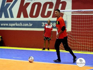 
<a style='margin-left: 5px;' class='btn btn-xs btn-social btn-facebook' href='https://www.facebook.com/sharer/sharer.php?u=https://www.boladovale.com.br/imgs/800-800-90/conteudo/fotos/1975/img6954.jpg' rel='popup' data-width='500' data-height='400'><i class='fa fa-facebook'></i>Compartilhar <span class='hidden-xs'>no Facebook</span>
</a> 
<a class='btn btn-default btn-xs' target='_blank' href='imgs/800-800-90/conteudo/fotos/1975/img6954.jpg'>
<span class='glyphicon glyphicon-cloud-download'></span> Salvar
</a> 
<span></span>
