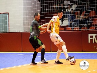
<a style='margin-left: 5px;' class='btn btn-xs btn-social btn-facebook' href='https://www.facebook.com/sharer/sharer.php?u=https://www.boladovale.com.br/imgs/800-800-90/conteudo/fotos/1980/img7766.jpg' rel='popup' data-width='500' data-height='400'><i class='fa fa-facebook'></i>Compartilhar <span class='hidden-xs'>no Facebook</span>
</a> 
<a class='btn btn-default btn-xs' target='_blank' href='imgs/800-800-90/conteudo/fotos/1980/img7766.jpg'>
<span class='glyphicon glyphicon-cloud-download'></span> Salvar
</a> 
<span></span>
