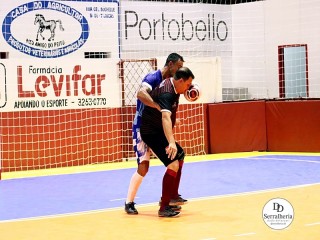 
<a style='margin-left: 5px;' class='btn btn-xs btn-social btn-facebook' href='https://www.facebook.com/sharer/sharer.php?u=https://www.boladovale.com.br/imgs/800-800-90/conteudo/fotos/1981/img7922.jpg' rel='popup' data-width='500' data-height='400'><i class='fa fa-facebook'></i>Compartilhar <span class='hidden-xs'>no Facebook</span>
</a> 
<a class='btn btn-default btn-xs' target='_blank' href='imgs/800-800-90/conteudo/fotos/1981/img7922.jpg'>
<span class='glyphicon glyphicon-cloud-download'></span> Salvar
</a> 
<span></span>