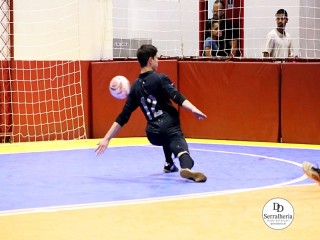 
<a style='margin-left: 5px;' class='btn btn-xs btn-social btn-facebook' href='https://www.facebook.com/sharer/sharer.php?u=https://www.boladovale.com.br/imgs/800-800-90/conteudo/fotos/1982/img8059.jpg' rel='popup' data-width='500' data-height='400'><i class='fa fa-facebook'></i>Compartilhar <span class='hidden-xs'>no Facebook</span>
</a> 
<a class='btn btn-default btn-xs' target='_blank' href='imgs/800-800-90/conteudo/fotos/1982/img8059.jpg'>
<span class='glyphicon glyphicon-cloud-download'></span> Salvar
</a> 
<span></span>