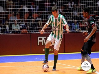 
<a style='margin-left: 5px;' class='btn btn-xs btn-social btn-facebook' href='https://www.facebook.com/sharer/sharer.php?u=https://www.boladovale.com.br/imgs/800-800-90/conteudo/fotos/1987/img8785.jpg' rel='popup' data-width='500' data-height='400'><i class='fa fa-facebook'></i>Compartilhar <span class='hidden-xs'>no Facebook</span>
</a> 
<a class='btn btn-default btn-xs' target='_blank' href='imgs/800-800-90/conteudo/fotos/1987/img8785.jpg'>
<span class='glyphicon glyphicon-cloud-download'></span> Salvar
</a> 
<span></span>