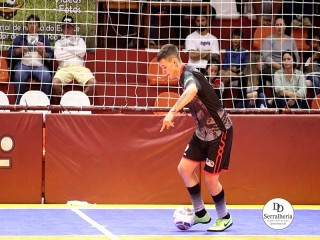 
<a style='margin-left: 5px;' class='btn btn-xs btn-social btn-facebook' href='https://www.facebook.com/sharer/sharer.php?u=https://www.boladovale.com.br/imgs/800-800-90/conteudo/fotos/1987/img8804.jpg' rel='popup' data-width='500' data-height='400'><i class='fa fa-facebook'></i>Compartilhar <span class='hidden-xs'>no Facebook</span>
</a> 
<a class='btn btn-default btn-xs' target='_blank' href='imgs/800-800-90/conteudo/fotos/1987/img8804.jpg'>
<span class='glyphicon glyphicon-cloud-download'></span> Salvar
</a> 
<span></span>