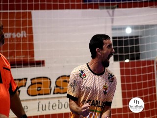 
<a style='margin-left: 5px;' class='btn btn-xs btn-social btn-facebook' href='https://www.facebook.com/sharer/sharer.php?u=https://www.boladovale.com.br/imgs/800-800-90/conteudo/fotos/1988/img8852.jpg' rel='popup' data-width='500' data-height='400'><i class='fa fa-facebook'></i>Compartilhar <span class='hidden-xs'>no Facebook</span>
</a> 
<a class='btn btn-default btn-xs' target='_blank' href='imgs/800-800-90/conteudo/fotos/1988/img8852.jpg'>
<span class='glyphicon glyphicon-cloud-download'></span> Salvar
</a> 
<span></span>