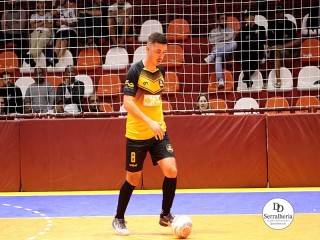 
<a style='margin-left: 5px;' class='btn btn-xs btn-social btn-facebook' href='https://www.facebook.com/sharer/sharer.php?u=https://www.boladovale.com.br/imgs/800-800-90/conteudo/fotos/1989/img9037.jpg' rel='popup' data-width='500' data-height='400'><i class='fa fa-facebook'></i>Compartilhar <span class='hidden-xs'>no Facebook</span>
</a> 
<a class='btn btn-default btn-xs' target='_blank' href='imgs/800-800-90/conteudo/fotos/1989/img9037.jpg'>
<span class='glyphicon glyphicon-cloud-download'></span> Salvar
</a> 
<span></span>