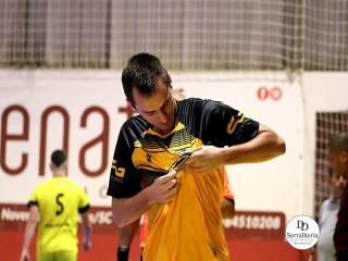 
<a style='margin-left: 5px;' class='btn btn-xs btn-social btn-facebook' href='https://www.facebook.com/sharer/sharer.php?u=https://www.boladovale.com.br/imgs/800-800-90/conteudo/fotos/1989/img9048.jpg' rel='popup' data-width='500' data-height='400'><i class='fa fa-facebook'></i>Compartilhar <span class='hidden-xs'>no Facebook</span>
</a> 
<a class='btn btn-default btn-xs' target='_blank' href='imgs/800-800-90/conteudo/fotos/1989/img9048.jpg'>
<span class='glyphicon glyphicon-cloud-download'></span> Salvar
</a> 
<span></span>