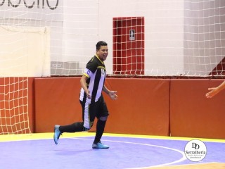 
<a style='margin-left: 5px;' class='btn btn-xs btn-social btn-facebook' href='https://www.facebook.com/sharer/sharer.php?u=https://www.boladovale.com.br/imgs/800-800-90/conteudo/fotos/1990/img9148.jpg' rel='popup' data-width='500' data-height='400'><i class='fa fa-facebook'></i>Compartilhar <span class='hidden-xs'>no Facebook</span>
</a> 
<a class='btn btn-default btn-xs' target='_blank' href='imgs/800-800-90/conteudo/fotos/1990/img9148.jpg'>
<span class='glyphicon glyphicon-cloud-download'></span> Salvar
</a> 
<span></span>