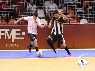 
<a style='margin-left: 5px;' class='btn btn-xs btn-social btn-facebook' href='https://www.facebook.com/sharer/sharer.php?u=https://www.boladovale.com.br/imgs/800-800-90/conteudo/fotos/1990/img9203.jpg' rel='popup' data-width='500' data-height='400'><i class='fa fa-facebook'></i>Compartilhar <span class='hidden-xs'>no Facebook</span>
</a> 
<a class='btn btn-default btn-xs' target='_blank' href='imgs/800-800-90/conteudo/fotos/1990/img9203.jpg'>
<span class='glyphicon glyphicon-cloud-download'></span> Salvar
</a> 
<span></span>