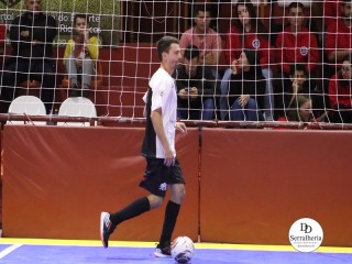 
<a style='margin-left: 5px;' class='btn btn-xs btn-social btn-facebook' href='https://www.facebook.com/sharer/sharer.php?u=https://www.boladovale.com.br/imgs/800-800-90/conteudo/fotos/1990/img9227.jpg' rel='popup' data-width='500' data-height='400'><i class='fa fa-facebook'></i>Compartilhar <span class='hidden-xs'>no Facebook</span>
</a> 
<a class='btn btn-default btn-xs' target='_blank' href='imgs/800-800-90/conteudo/fotos/1990/img9227.jpg'>
<span class='glyphicon glyphicon-cloud-download'></span> Salvar
</a> 
<span></span>